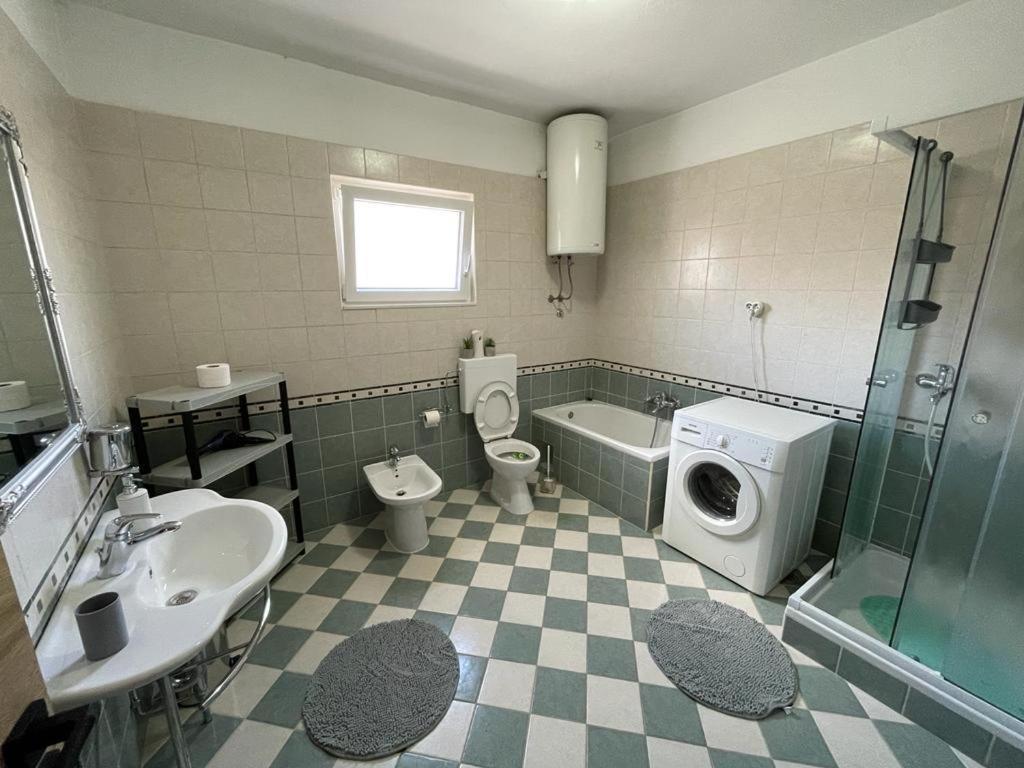 Apartman Kurtov Apartment Pakoštane Exterior foto